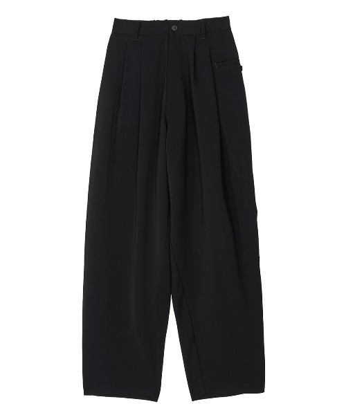 Ameri(アメリ)の「FOLD TUCK OVAL PANTS(スラックス・レディース・ベージュ/サックスブルー/ブラック・SMALL/MEDIUM)」の11枚目の写真