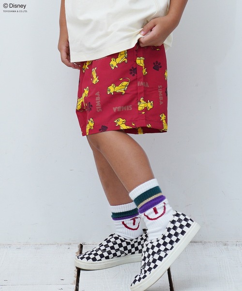 Disney(ディズニー)の「【Disney】ディズニー総柄プリントハーフパンツ(その他パンツ・キッズ・ブラック/ベージュ/レッド/ラベンダー/グリーン系その他/グレー系その他・130/80/120/110/90/100/150/140/95)」の6枚目の写真