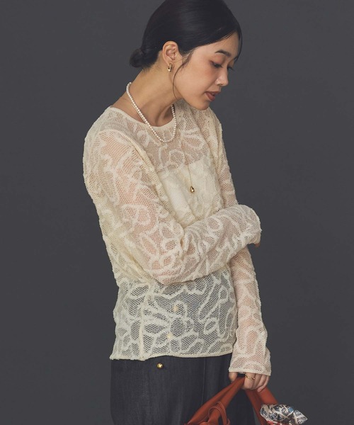 Torrazzo Donna(トラッゾドンナ)の「ジャガードレースクルーネックニット(ニット/セーター・レディース・アイボリー/ブラック・FREE)」の18枚目の写真
