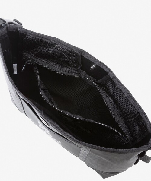THE NORTH FACE（ザノースフェイス）の「THE NORTH FACE/ザ・ノース・フェイス BC Sacoche BCサコッシュ / NM82452（ショルダーバッグ・メンズ・ベージュ/ホワイト/ブラック・ONE SIZE）」の7枚目の写真