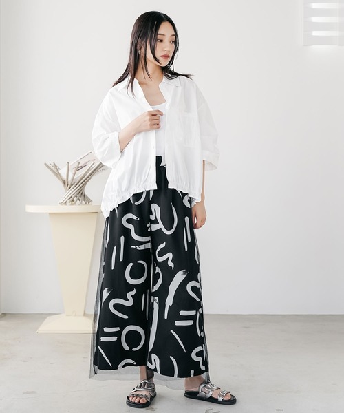 mili an deni(ミリアンデニ)の「チュールレイヤードプリントワイドパンツ(その他パンツ・レディース・ブラック/ベージュ・M)」の8枚目の写真
