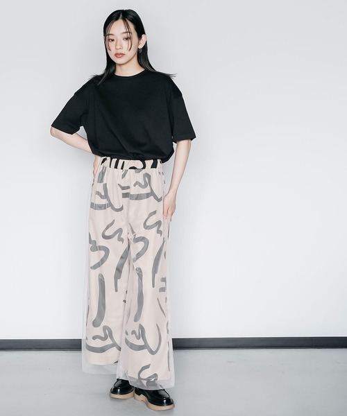 mili an deni(ミリアンデニ)の「チュールレイヤードプリントワイドパンツ(その他パンツ・レディース・ブラック/ベージュ・M)」の12枚目の写真