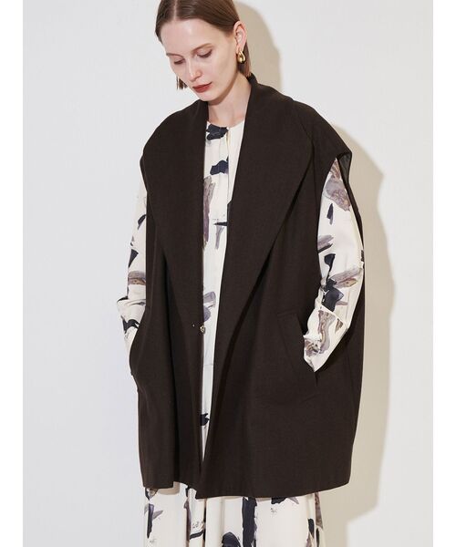 ELENDEEK（エレンディーク）の「オーバーサイズスリーブレスコート（その他アウター・レディース・ブラウン/グレー・FREE）」の5枚目の写真