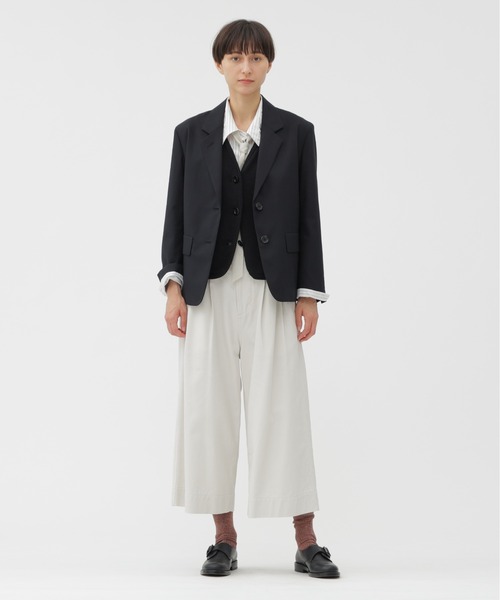 MARGARET HOWELL（マーガレットハウエル）の「SUMMER WOOL（テーラードジャケット・レディース・ブラック・2/1）」の3枚目の写真