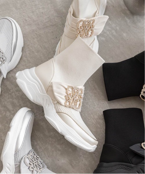 RANDA（ランダ）の「【SUSTAINABLE】ビジューモノグラムパーツソックススニーカー（スニーカー・レディース・ブラック/アイボリー/シルバー・S/M/LL/L）」の22枚目の写真