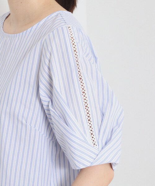 ITS'DEMO（イッツデモ）の「【手洗い可】袖ツイストストライプブラウス（シャツ/ブラウス・レディース・ホワイト系5/ブルー系2/サックスブルー系2/ピンク系3・00）」の7枚目の写真