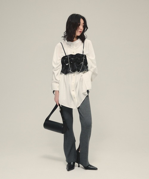 eL（エル）の「【eL】Denim Frill Bare Top/593301（キャミソール・レディース・ブラック/ネイビー・FREE）」の10枚目の写真