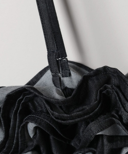 eL（エル）の「【eL】Denim Frill Bare Top/593301（キャミソール・レディース・ブラック/ネイビー・FREE）」の15枚目の写真