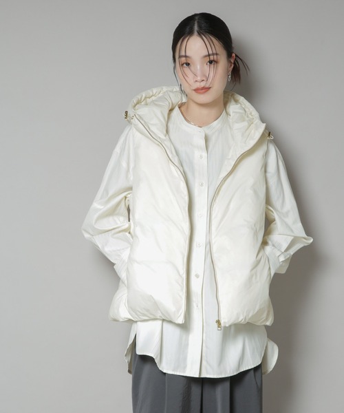 セール】撥水加工ライトダウン フードジップアップベスト