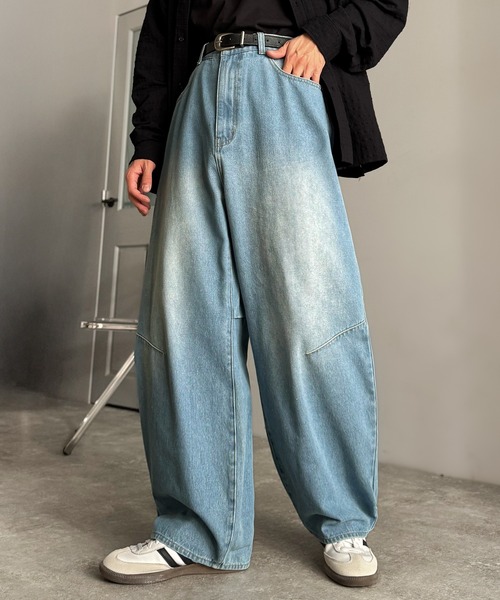 Classical Origin(クラシカルオリジン)の「ブラスト加工カーブシルエットバレルレッグデニムパンツ/Blasted Curve Silhouette Barrel-Leg Denim Pants(デニムパンツ・メンズ・ライトブルー/ブラック/ワンウォッシュ・SMALL/MEDIUM/LARGE)」の10枚目の写真