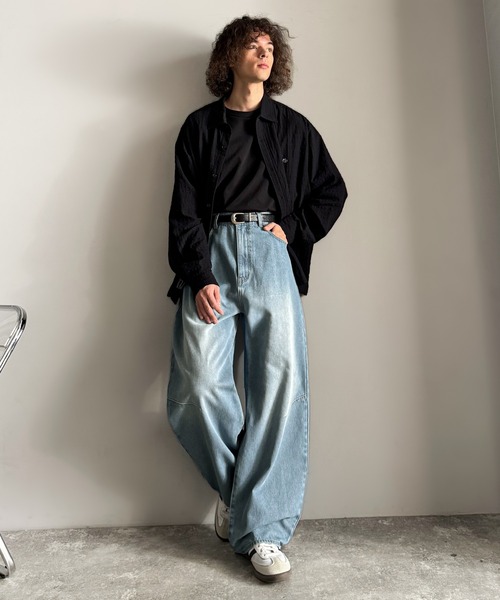 Classical Origin(クラシカルオリジン)の「ブラスト加工カーブシルエットバレルレッグデニムパンツ/Blasted Curve Silhouette Barrel-Leg Denim Pants(デニムパンツ・メンズ・ライトブルー/ブラック/ワンウォッシュ・SMALL/MEDIUM/LARGE)」の15枚目の写真
