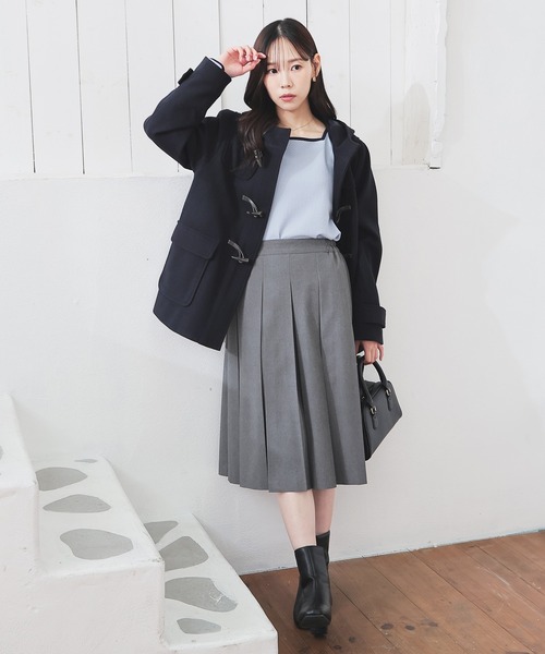 Honeys(ハニーズ)の「スクエアネックトップス(Tシャツ/カットソー・レディース・アイボリー/サックスブルー/ブラック/モカ・L/M/S)」の13枚目の写真