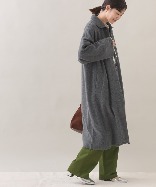 OMNES（オムネス）の「フェルトルーズシルエットステンカラーコート（ステンカラーコート・レディース・ブラック/ダークグレー/オフホワイト・FREE）」の14枚目の写真