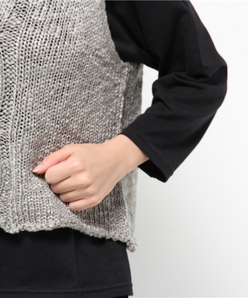 Kastane(カスタネ)の「Tシャツ、ニットベストセット(ニット/セーター・レディース・ベージュ/キャメル/グレー/レッド・FREE)」の9枚目の写真