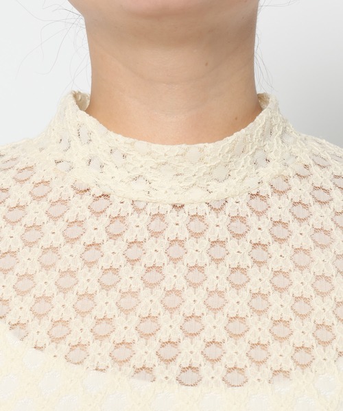 mysty woman（ミスティウーマン）の「袖フレアレースカットソー　603618（Tシャツ/カットソー・レディース・アイボリー/ブラック・FREE）」の3枚目の写真