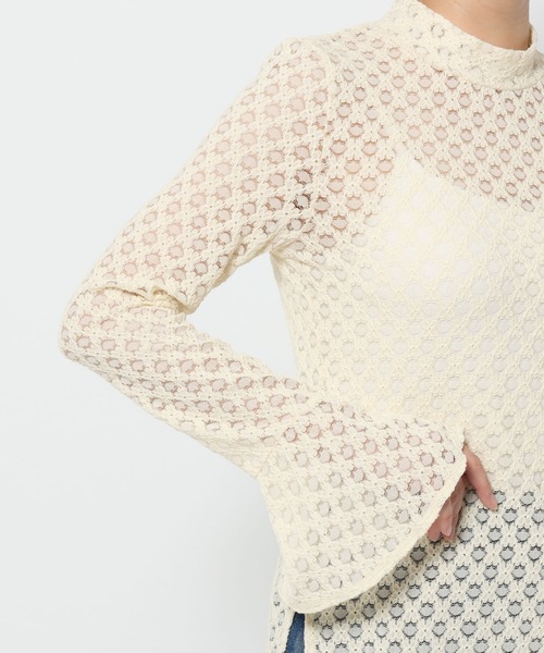 mysty woman（ミスティウーマン）の「袖フレアレースカットソー　603618（Tシャツ/カットソー・レディース・アイボリー/ブラック・FREE）」の4枚目の写真