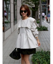 BeBeoD（べベッド）の「フラワーモチーフカラーブラウス（シャツ/ブラウス）」