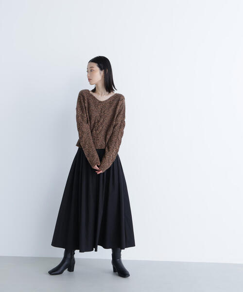 NATURAL BEAUTY BASIC(ナチュラルビューティーベーシック)の「◇Vネックケーブルニット(ニット/セーター・レディース・レッド系その他/グリーン系その他3/ブラウン系その他・FREE)」の9枚目の写真