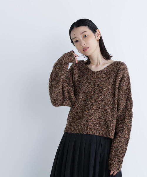 NATURAL BEAUTY BASIC(ナチュラルビューティーベーシック)の「◇Vネックケーブルニット(ニット/セーター・レディース・レッド系その他/グリーン系その他3/ブラウン系その他・FREE)」の10枚目の写真