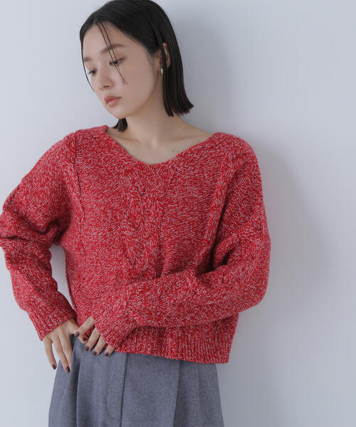 NATURAL BEAUTY BASIC(ナチュラルビューティーベーシック)の「◇Vネックケーブルニット(ニット/セーター・レディース・レッド系その他/グリーン系その他3/ブラウン系その他・FREE)」の3枚目の写真