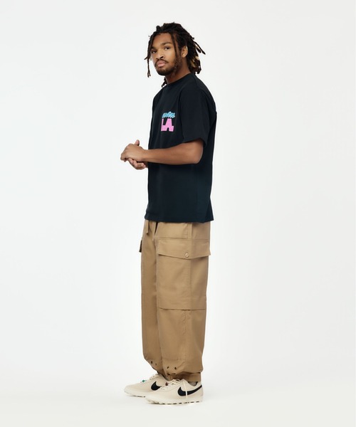 UNION(UNION TOKYO)(ユニオン)の「UNION TOKYO BIG LA TEE ユニオントーキョー(Tシャツ/カットソー・メンズ・ホワイト/ブラック・L/M/S)」の19枚目の写真