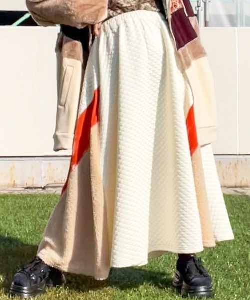 チャイハネ(チャイハネ)の「【チャイハネ】マロンナパッチワークスカート(スカート・レディース・ブラック/ホワイト/カーキ・FREE)」の2枚目の写真