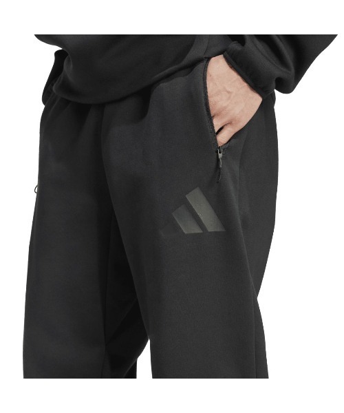 adidas(アディダス)の「アディダス adidas Z.N.E. パンツ(その他パンツ・メンズ・パープル/ブラック/ホワイト・M/L/LL/3L/S)」の4枚目の写真