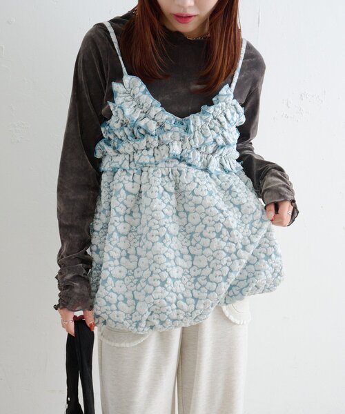 w closet（ダブルクローゼット）の「フリルジャガードキャミワンピース（シャツ/ブラウス・レディース・ブルー/ブラック/アイボリー・FREE）」の19枚目の写真