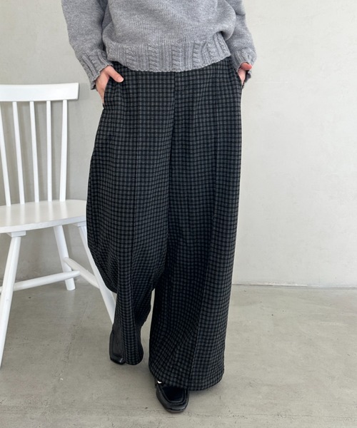 MYMOOD.（マイムード）の「チェック柄ワイドストレートパンツ（その他パンツ・レディース・グレー/ネイビー・FREE）」の7枚目の写真