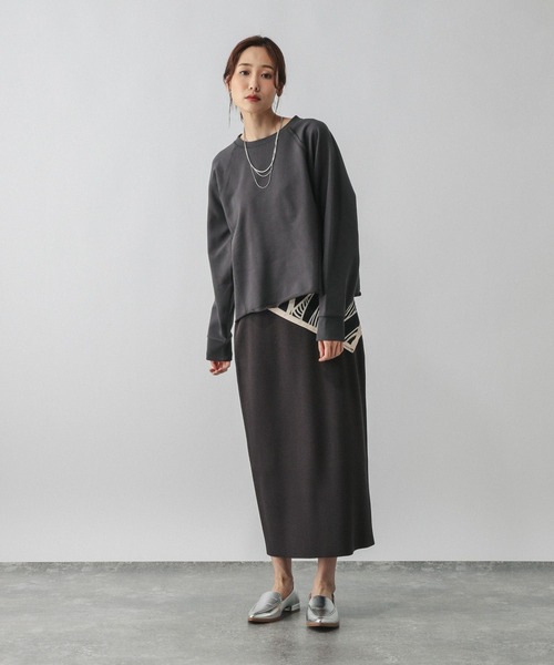 GLOBAL WORK（グローバルワーク）の「乾きやすいカラースウェットプルオーバー/580961（スウェット・レディース・イエロー/ライトグレー/ダークブラウン/ピンク/サックスブルー/チャコールグレー・MEDIUM/LARGE）」の16枚目の写真