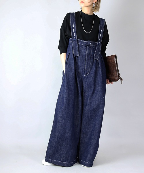 and it_（アンドイット）の「デニムハイウエストワイドサロペット（サロペット/オーバーオール・レディース・インディゴブルー/ブルー・FREE）」の4枚目の写真