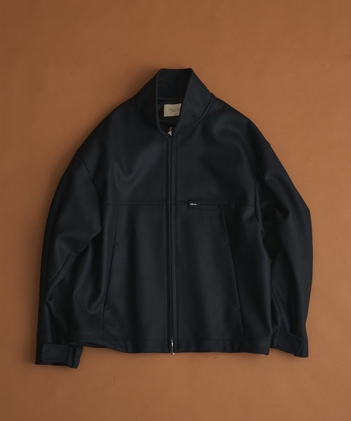 PUBLIC TOKYO（パブリックトウキョウ）の「Super140s  メルトンスタンドジップブルゾン（ブルゾン・メンズ・ダークブラウン/ブラック・1/2/3）」の3枚目の写真