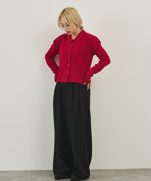 NOMINE(ノミネ)の「ショルダータック ポロニット カーディガン(ニット/セーター・レディース・ブラック/その他/チャコールグレー/レッド・フリー)」の20枚目の写真