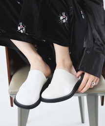 Muscat（マスカット）の「ラウンドトゥスライドローファー サボサンダル（スリッポン）」