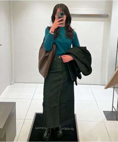 MUSINSA STANDARD WOMAN（ムシンサスタンダードウーマン）の「メルティングスクエアショルダーバッグ [ダークブラウン]（ショルダーバッグ・レディース・その他・FREE）」の8枚目の写真