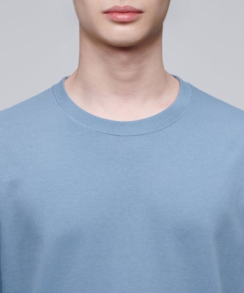 MUSINSA STANDARD（ムシンサスタンダード）の「ベーシック長袖Tシャツ [フェイドブルー]（Tシャツ/カットソー・メンズ・その他・MEDIUM/LARGE）」の4枚目の写真