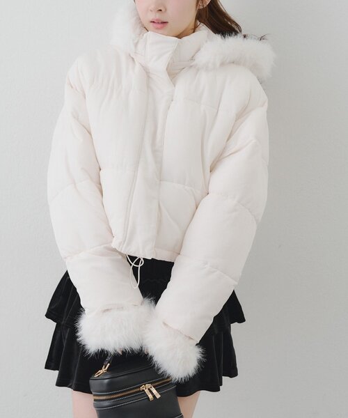 continuer de NICE CLAUP(コンティニューデナイスクラップ)の「フェイクファー付ZIPエコダウン(ブルゾン・レディース・ブラック/アイボリー/ピンク/ブラウン・FREE)」の10枚目の写真