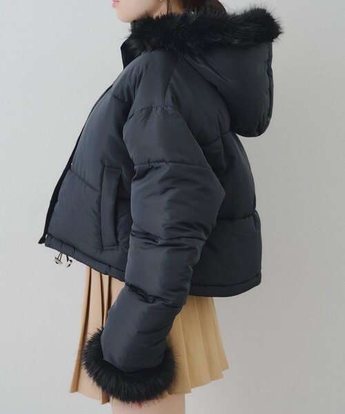 continuer de NICE CLAUP(コンティニューデナイスクラップ)の「フェイクファー付ZIPエコダウン(ブルゾン・レディース・ブラック/アイボリー/ピンク/ブラウン・FREE)」の19枚目の写真