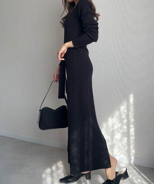 STRETA(ストレタ)の「【骨格ストレート向け】ベルト付きスクエアネックニットワンピース(ワンピース・レディース・ダークブラウン/ブラック/アイボリー・S/M)」の19枚目の写真