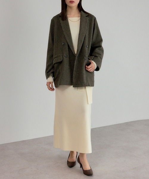 STRETA(ストレタ)の「【骨格ストレート向け】ベルト付きスクエアネックニットワンピース(ワンピース・レディース・ダークブラウン/ブラック/アイボリー・S/M)」の11枚目の写真