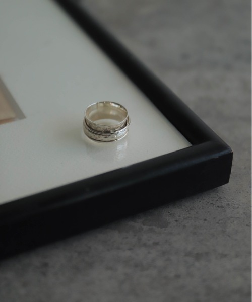 rapiecage（ラピエサージュ）の「SV925ワイドレイヤードリングGC（リング・レディース・シルバー・13号/15号）」の14枚目の写真