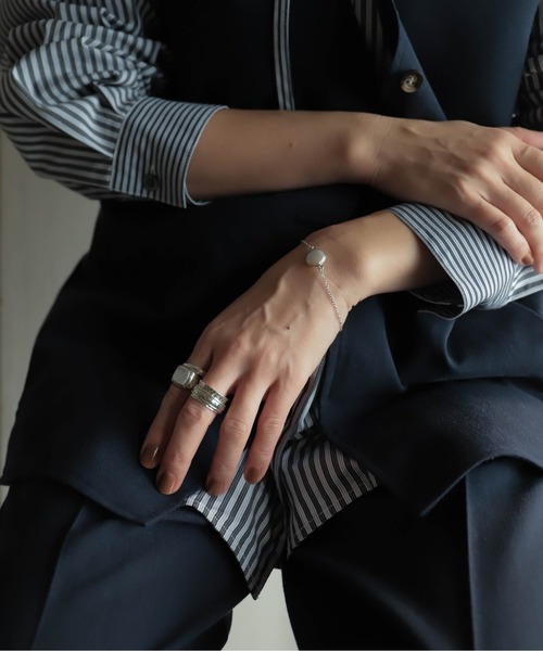 rapiecage（ラピエサージュ）の「SV925ワイドレイヤードリングGC（リング・レディース・シルバー・13号/15号）」の12枚目の写真