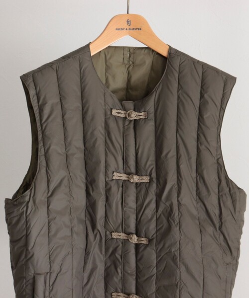 TAION(タイオン)の「【TAION/タイオン】REVERSIBLE CHINA BUTTON INNER DOWN VEST(ベスト・レディース・ベージュ/カーキ/ブラック・38)」の3枚目の写真