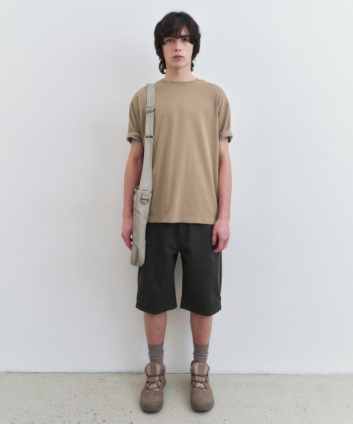 INSILENCE(インサイロンス)の「スーピマコットンプレミアムTシャツ BEIGE(Tシャツ/カットソー・メンズ・その他・LARGE/SMALL/MEDIUM)」の2枚目の写真