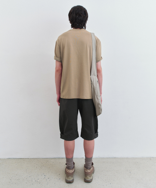 INSILENCE(インサイロンス)の「スーピマコットンプレミアムTシャツ BEIGE(Tシャツ/カットソー・メンズ・その他・LARGE/SMALL/MEDIUM)」の4枚目の写真