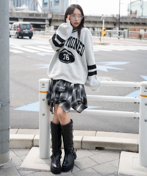 WEGO（ウィゴー）の「WEGO/フラッフィーVネックニットBIGプルオーバー（ニット/セーター・レディース・アッシュグレー/ネイビー/ワイン/ホワイト/ダークネイビー・FREE）」の9枚目の写真