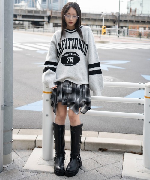 WEGO（ウィゴー）の「WEGO/フラッフィーVネックニットBIGプルオーバー（ニット/セーター・レディース・アッシュグレー/ネイビー/ワイン/ホワイト/ダークネイビー・FREE）」の8枚目の写真