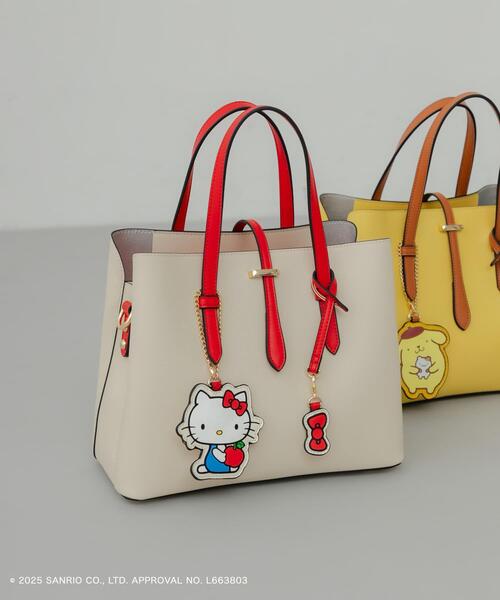RODE SKO（ロデスコ）の「サンリオキャラクターズ チャーム付バッグ（ハンドバッグ・レディース・グレー/アイボリー/ピンク/イエロー・ONE）」の12枚目の写真