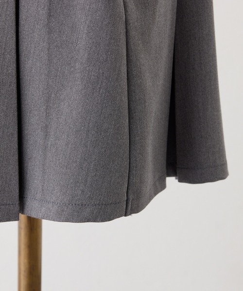 one after another NICE CLAUP（ワンアフターアナザーナイスクラップ）の「【S/Mサイズ展開】金ボタンプリーツミニスカート（スカート・レディース・ブラック系/ベージュ/ブラック系その他/杢グレー・SMALL/MEDIUM）」の20枚目の写真