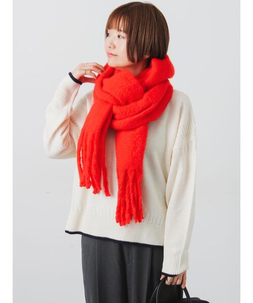 Lugnoncure(ルノンキュール)の「ボリュームストール(ストール/ショール・レディース・ベージュ/レッド/ブラック/グレー・F)」の4枚目の写真